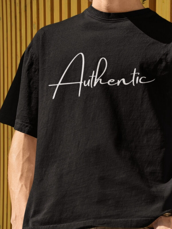 AUTHENTIC OVERSIZED T-SHIRT. - Image 2