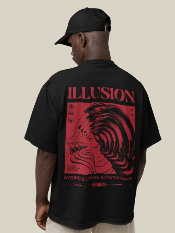 ILLUSION OVERSIZED TSHIRT.