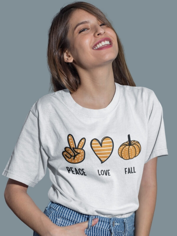 PEACE/LOVE/FALL OVERSIZED TSHIRT.