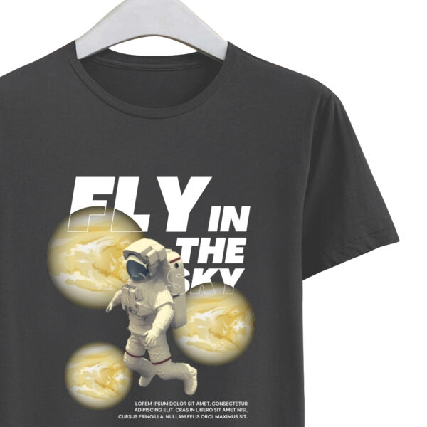 FLY IN THE SKY T-SHIRT. - Image 2