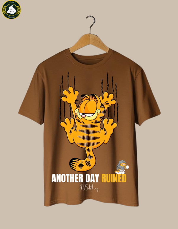 "ANOTHER DAY RUINED" OVERSIZED TSHIRT.